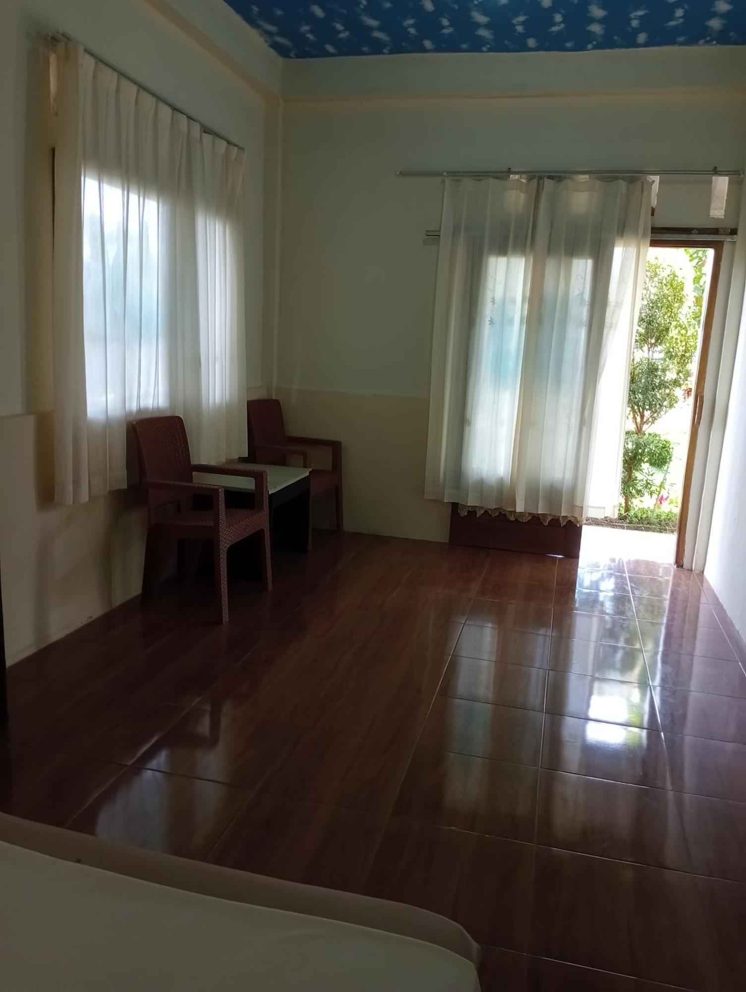 The Daun Puntik Homestay Pemenang Luaran gambar
