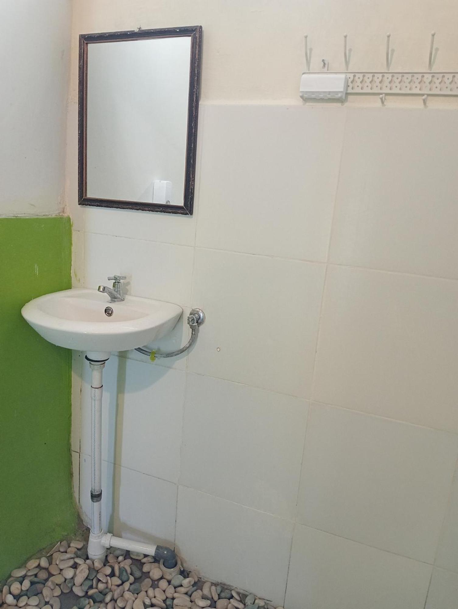 The Daun Puntik Homestay Pemenang Luaran gambar